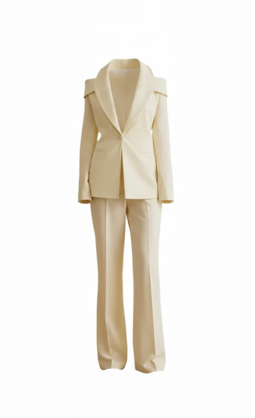 SINGLE-BREASTED SUIT WITH OPEN SHOULDERS