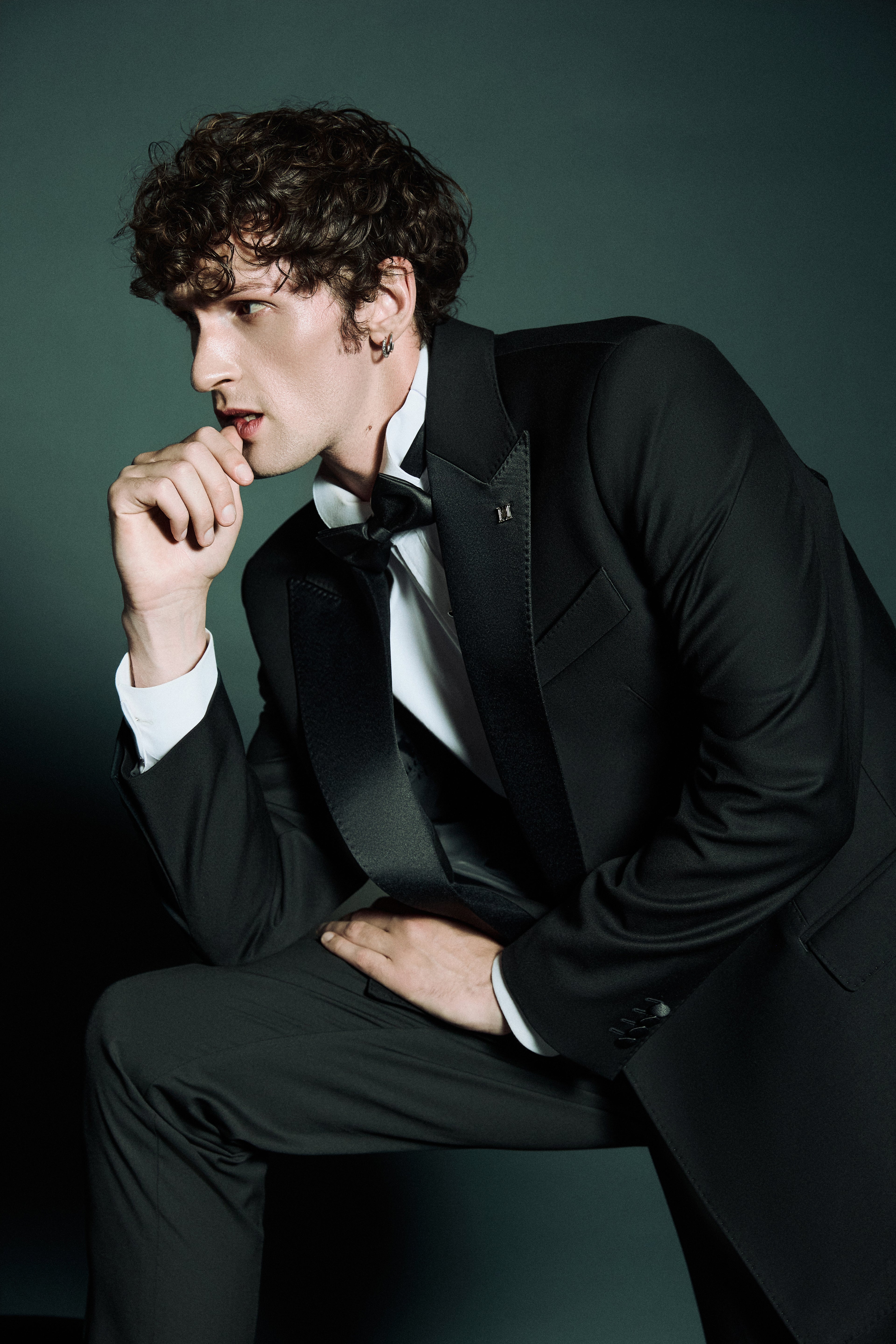 CLASSIC BLACK TUXEDO