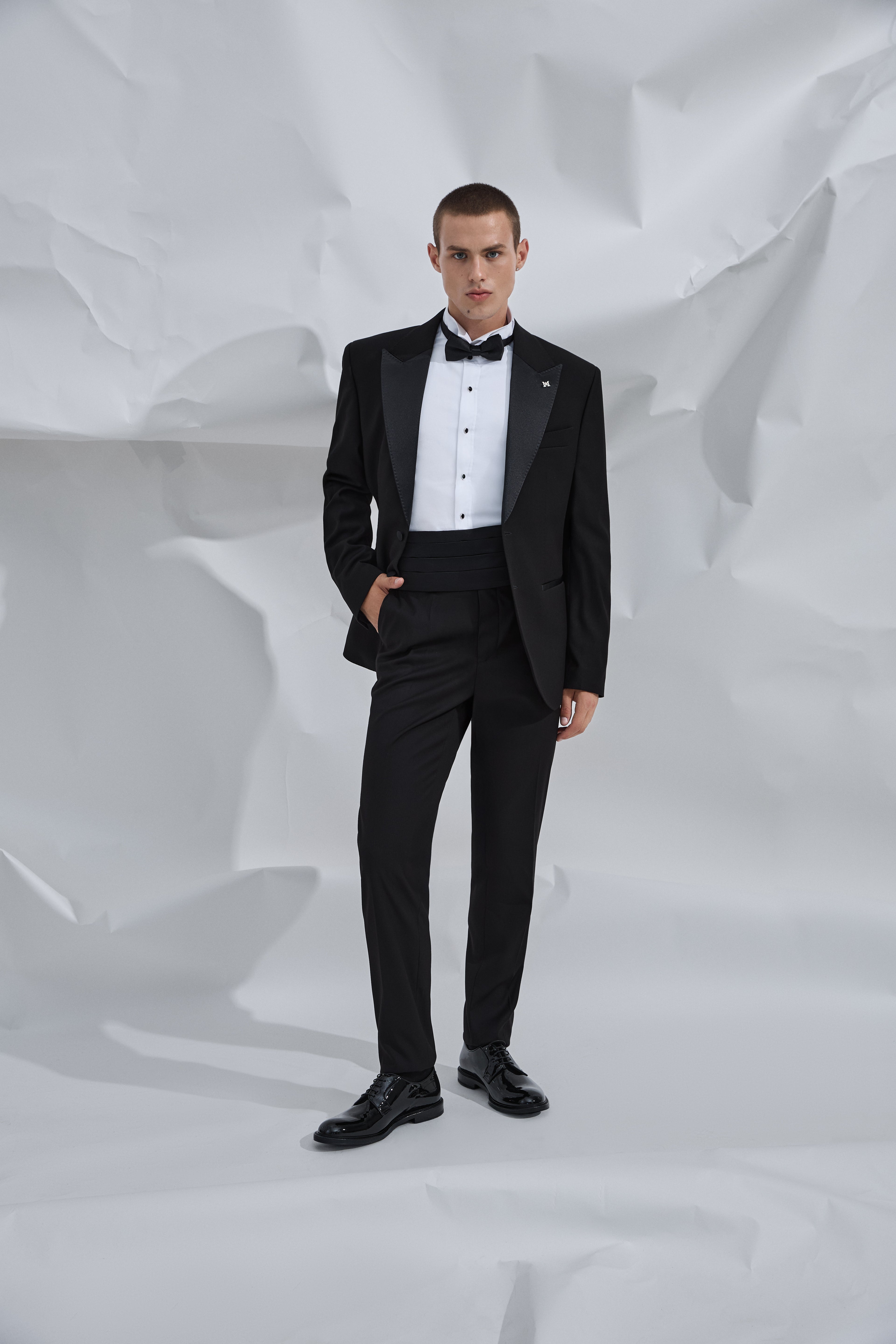 CLASSIC BLACK TUXEDO