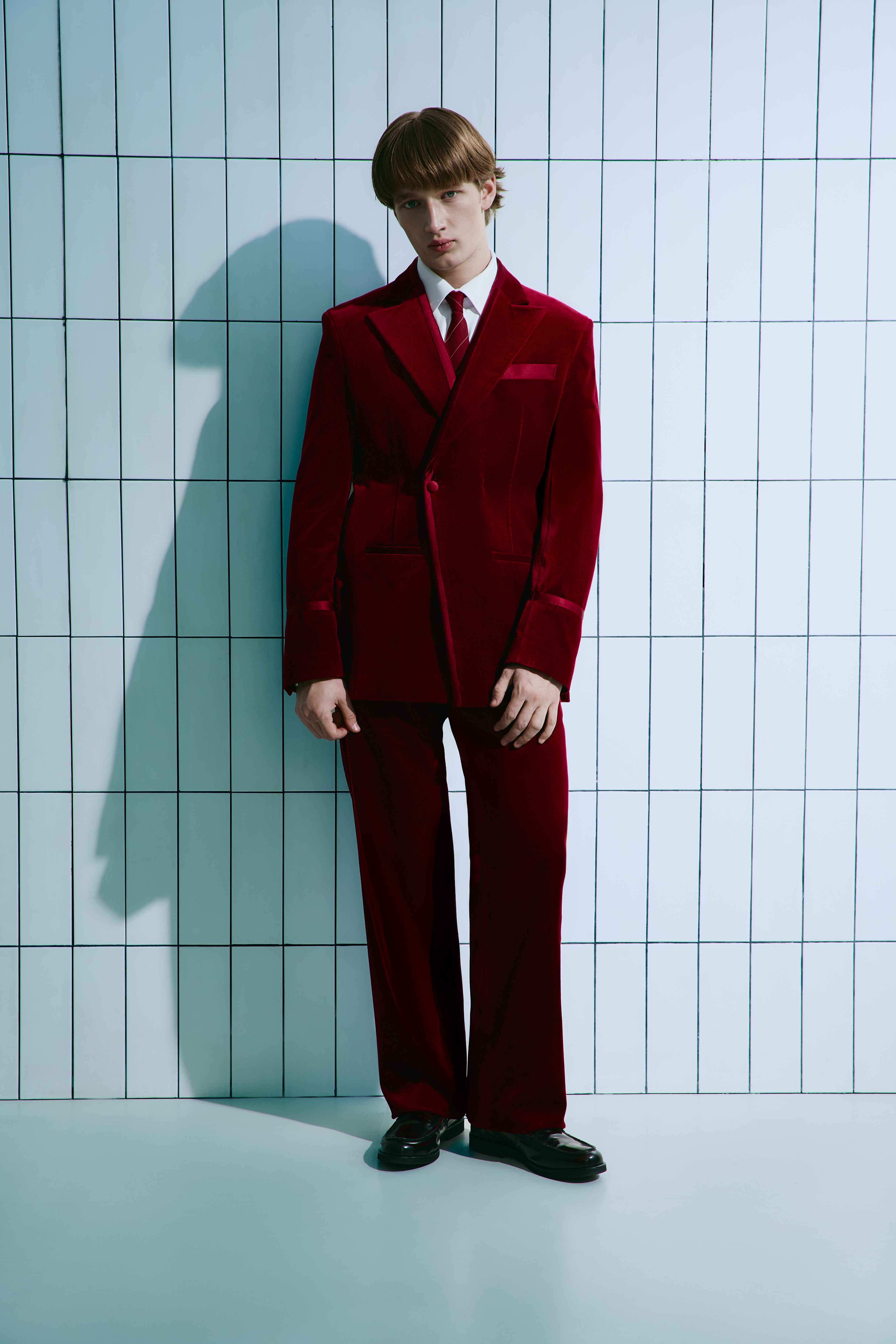 BURGUNDY VELVET TUXEDO SUIT