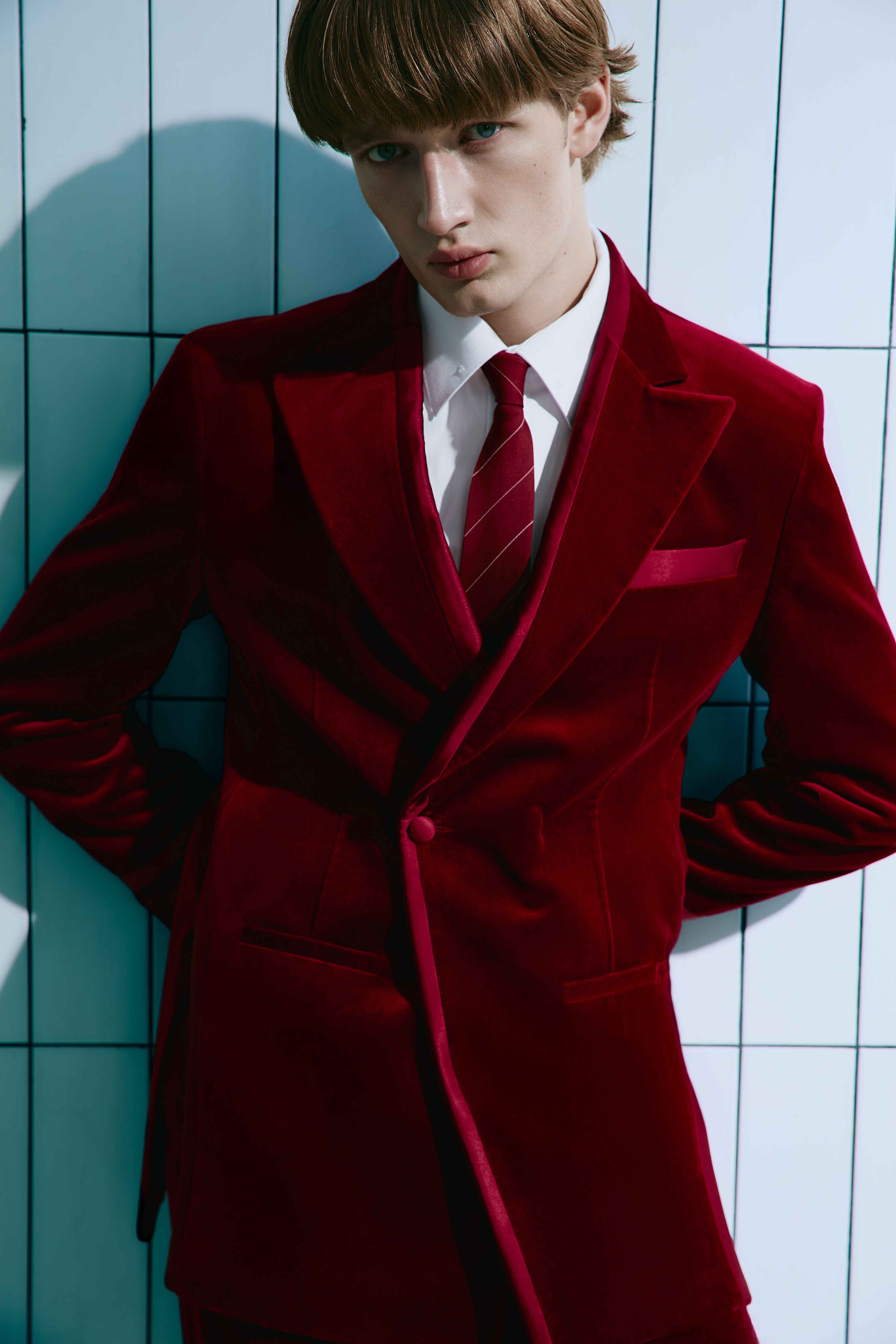 BURGUNDY VELVET TUXEDO SUIT