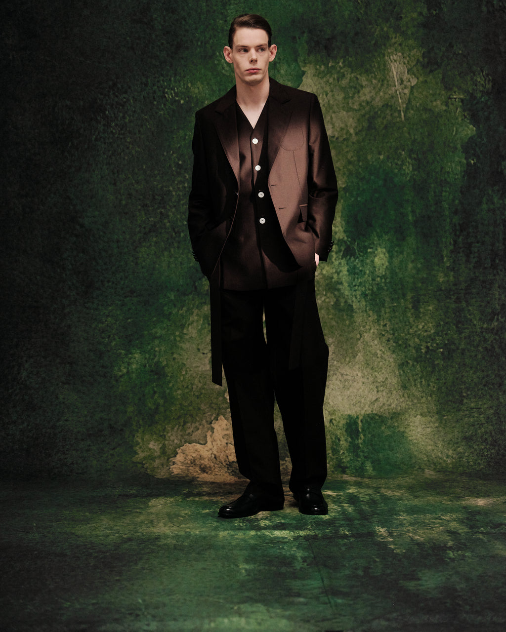 ESPRESSO BROWN THREE-PIECE SUIT