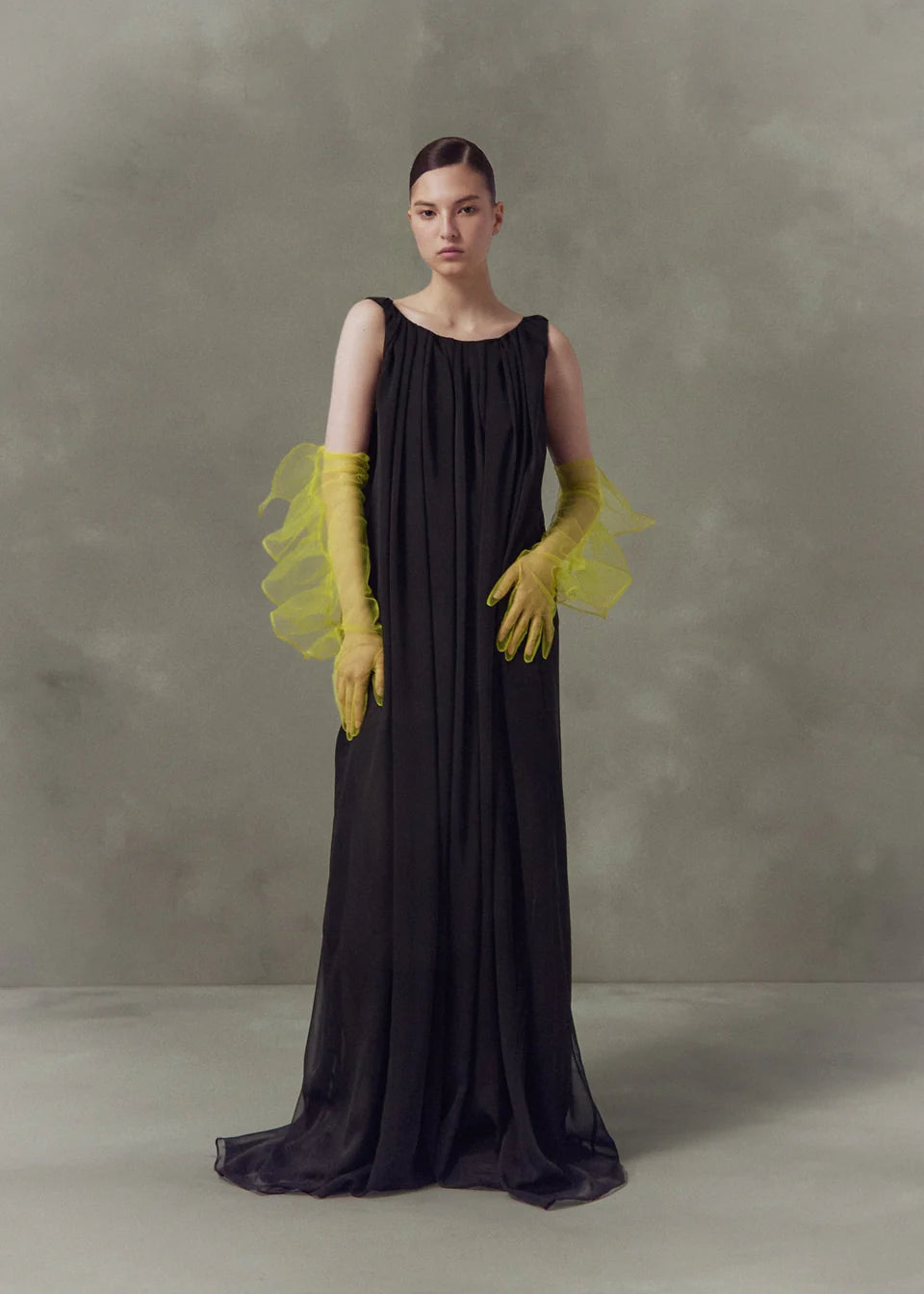 RUFFLED TULLE GLOVES YELLOW