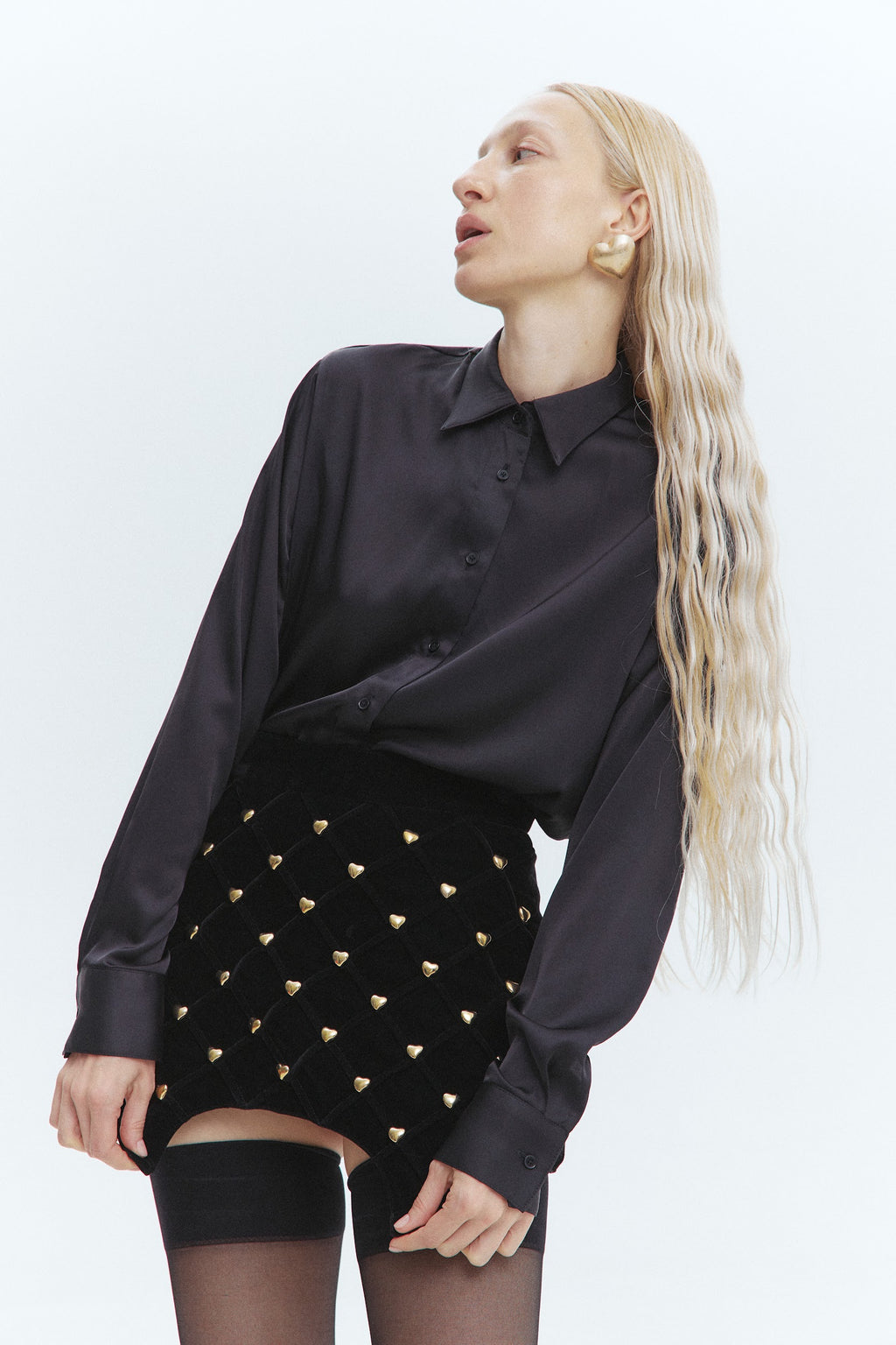 BLACK MINI BASQUE SKIRT WITH METAL HEARTS