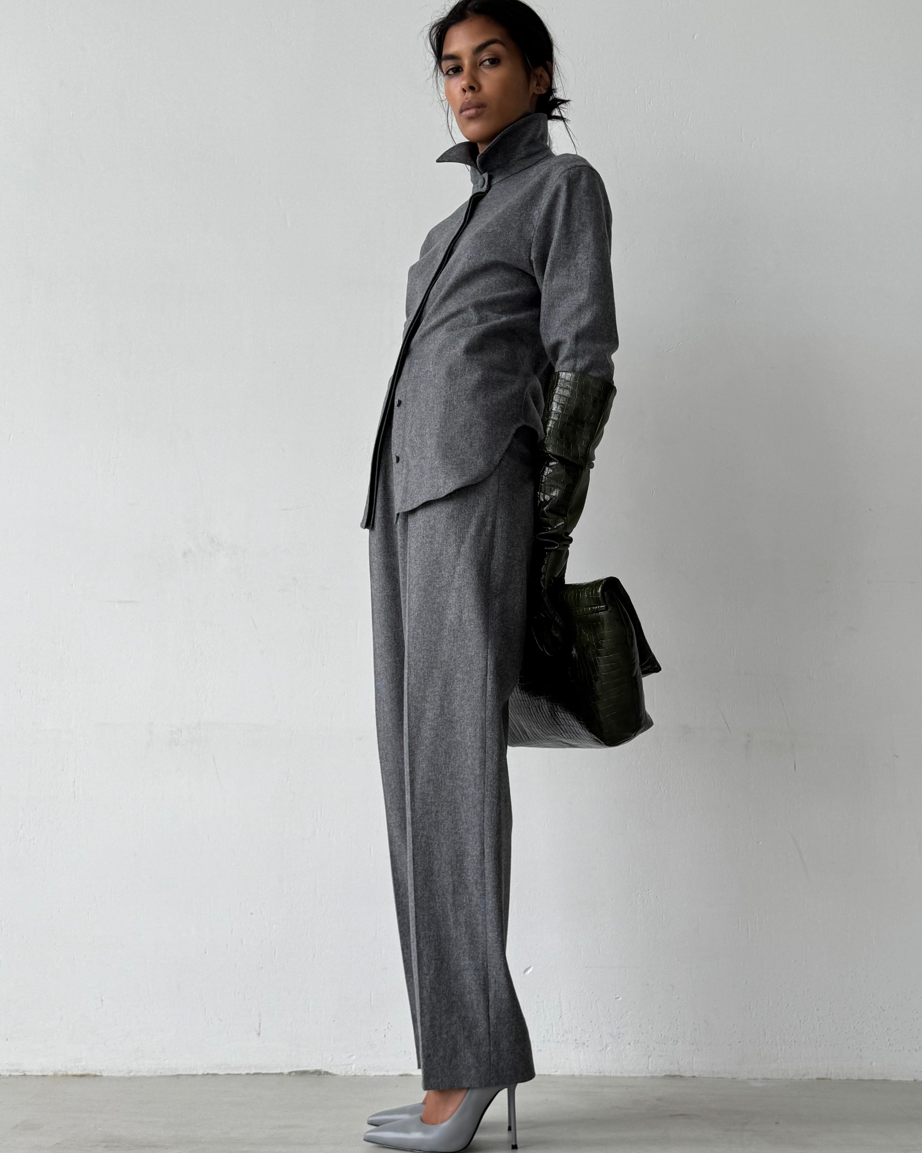 CROCO GLOVES GREY