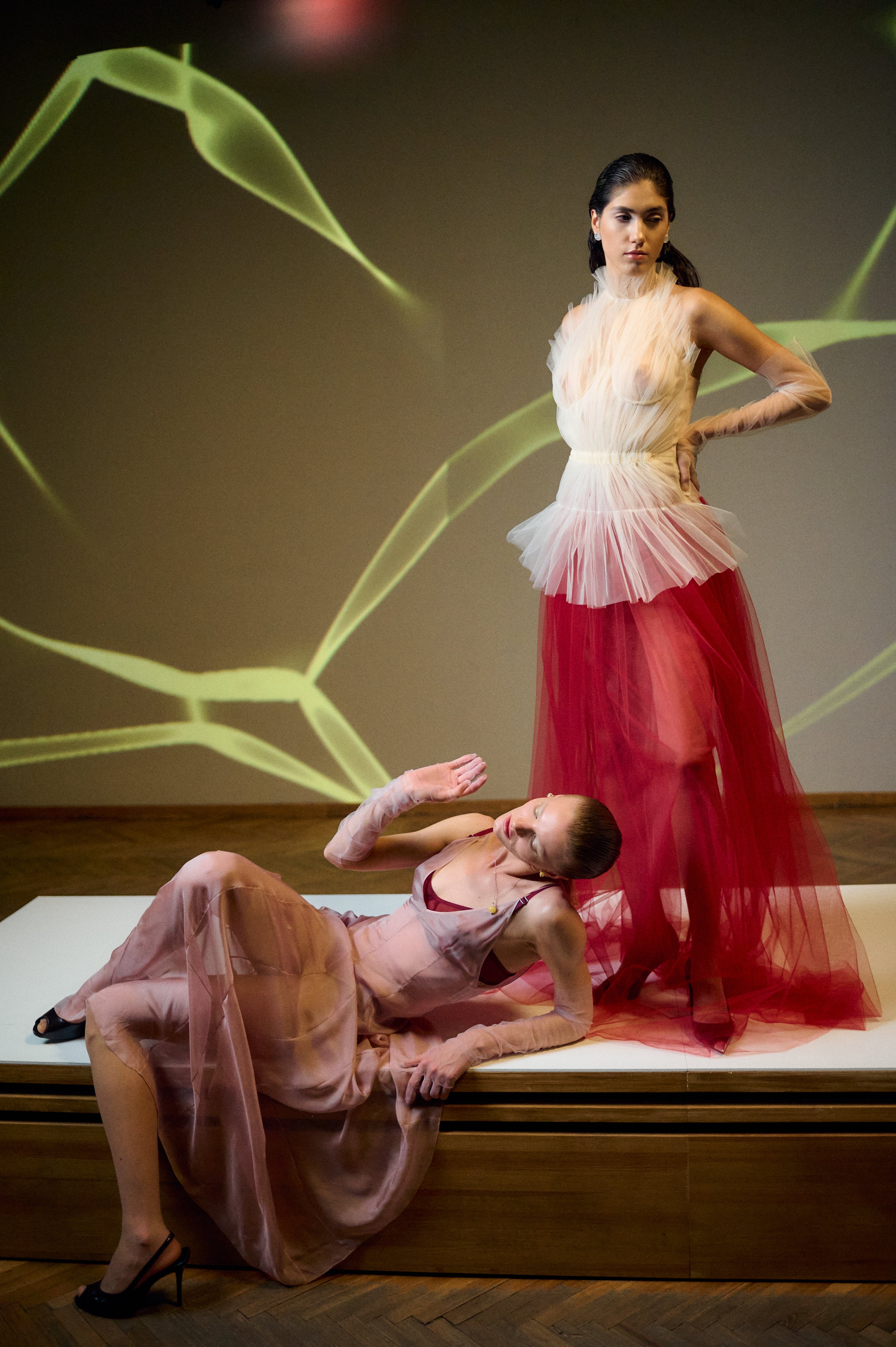 RED SKIRT Sa Lumière