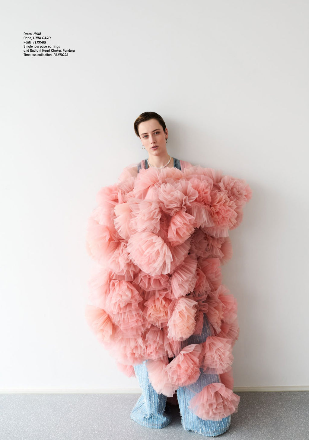 ROSE CAPE WITH FLOWERS
