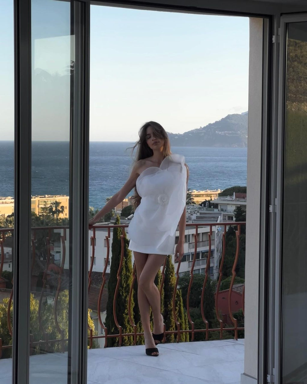CAMELLIA LISA WHITE DRESS