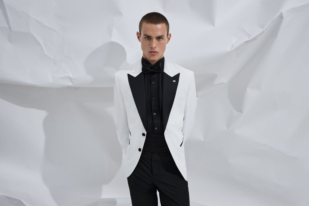 IVORY TUXEDO WITH BLACK PEAK LAPEL