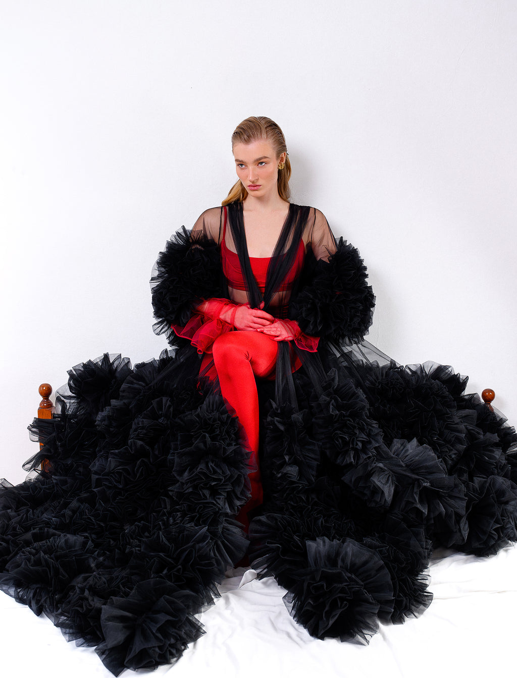 NIGHT CAPE WITH FLOWERS