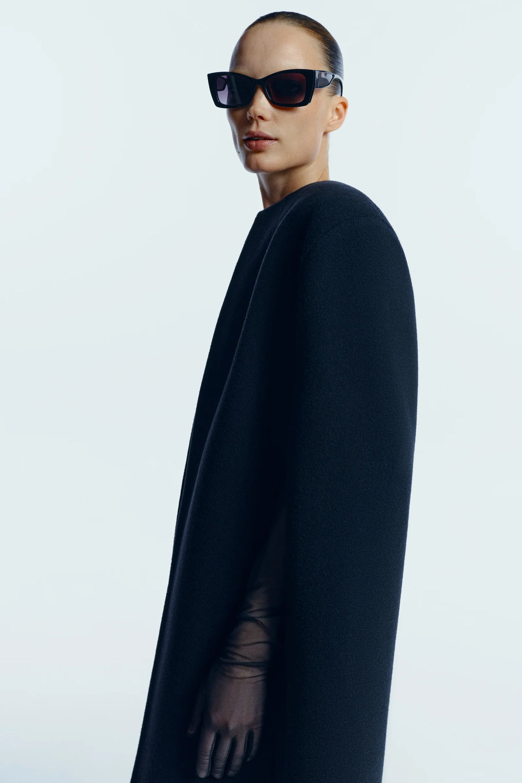 BLACK POLAR CAPE